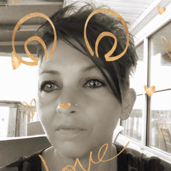 Meet your Posher, Susan - Picture 2 of 2